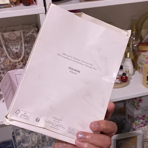 Miss Dior Milllefiori Drawstring Bag - Picture 12 of 12